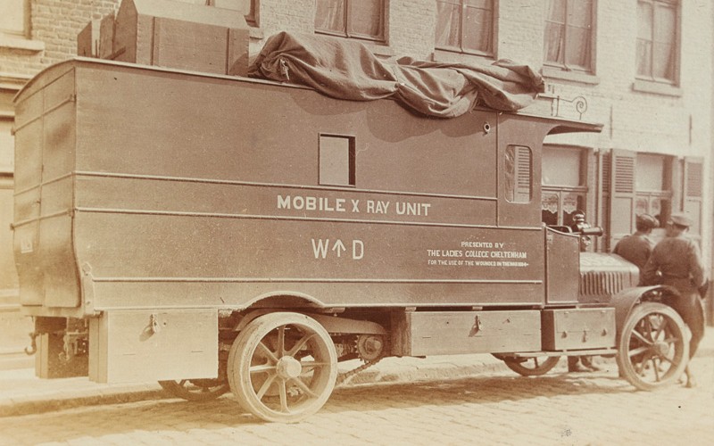 A mobile x-ray unit at Bailleul, c1915