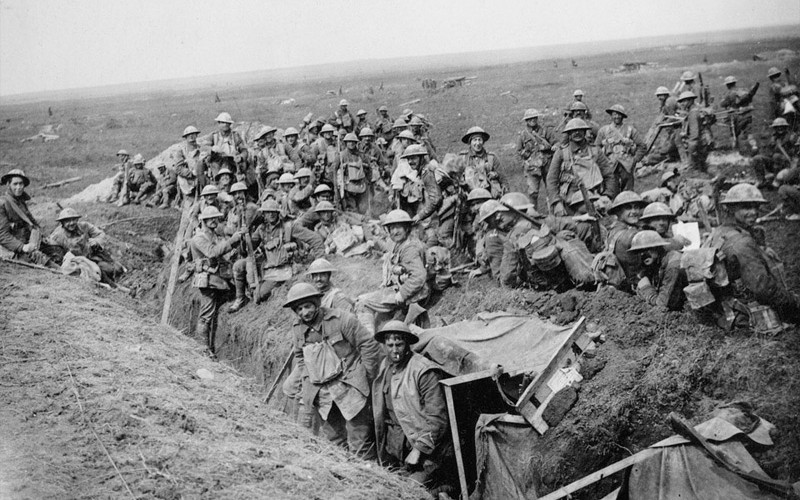 Soldiers wearing the recently issued Brodie helmet on the Western Front, 1916